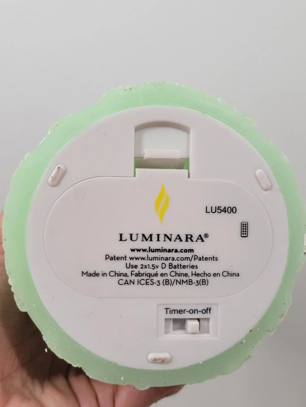Luminara Light Green Lace Accent Flameless/Flickering Pillar Candle Tested